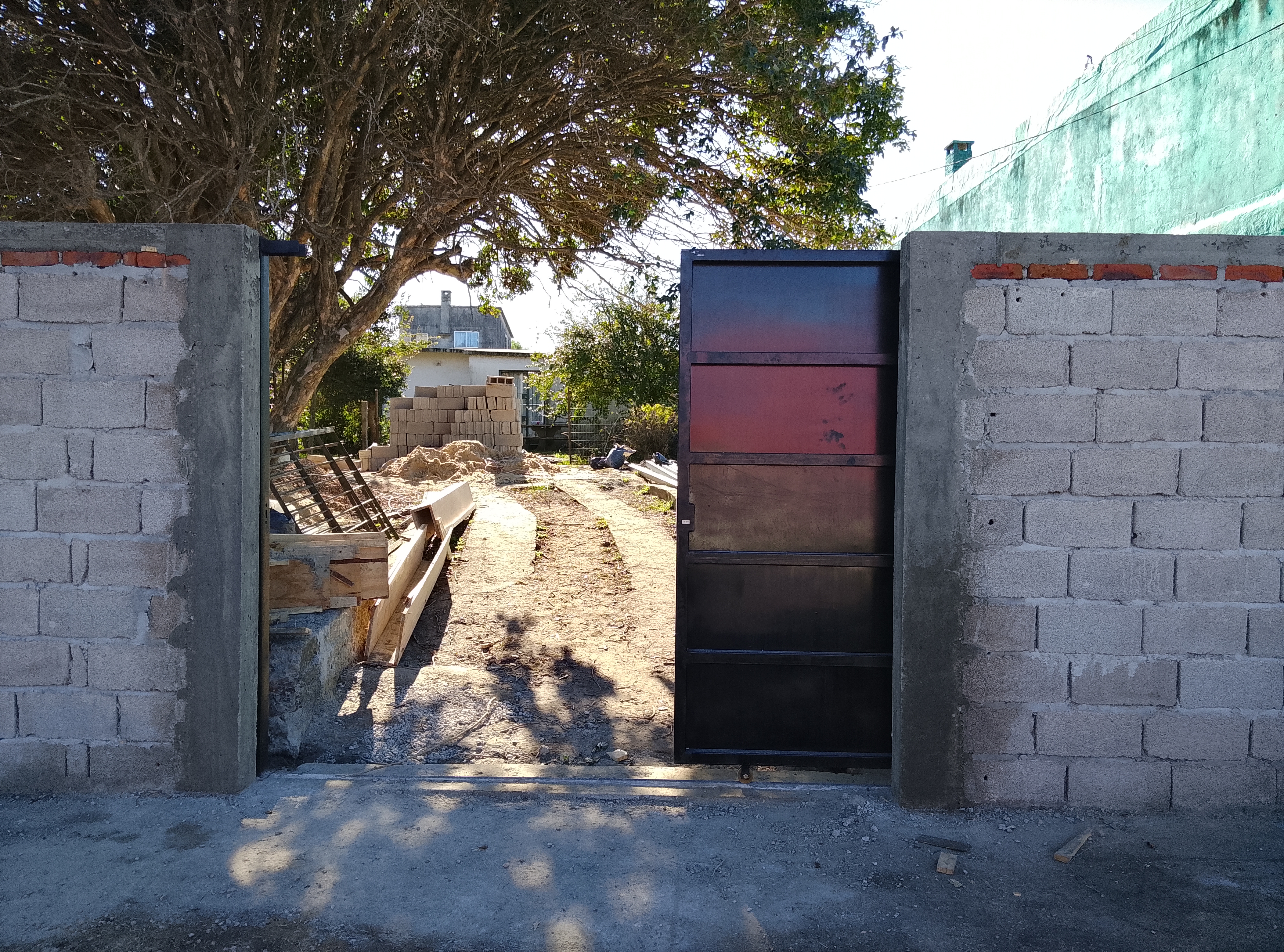 Demolición de muro perimetral - Foto 4